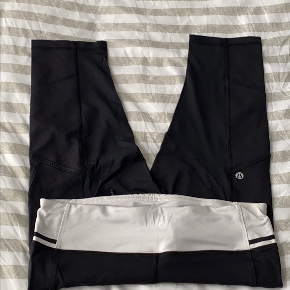 Lululemon running crop